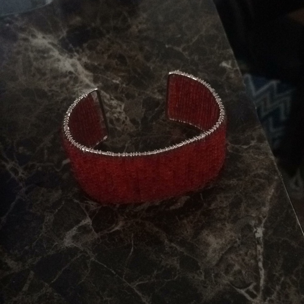 New beaded cuff bracelet - Picture 2 of 3